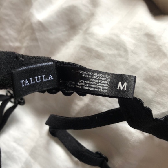 Aritzia Bralettes - Picture 4 of 8